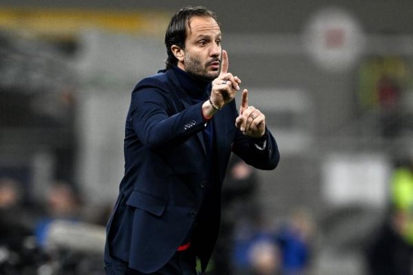 冠达配资 迪马: 吉拉迪诺本周六和比萨签约两年, 如果保级可自动续约一年