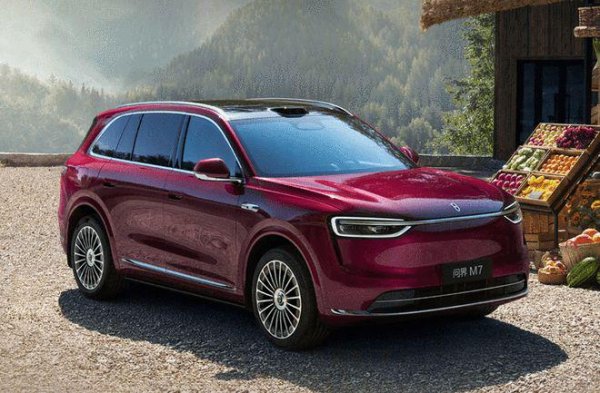 蚂蚁策略 提供增程纯电双动力 全新问界M7上市售27.98万起